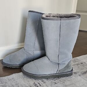 UGG Light Gray Suede Boots
